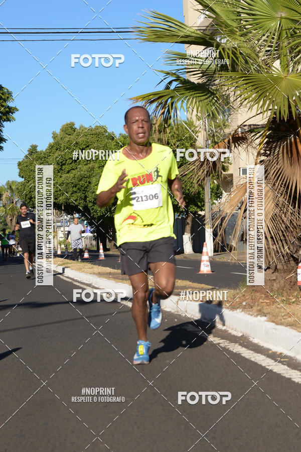 Buy your photos of the eventMEIA MARATONA DE UBERABA on Fotop