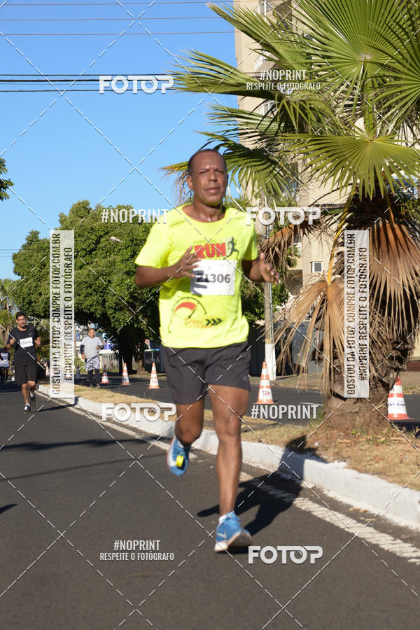 Buy your photos of the eventMEIA MARATONA DE UBERABA on Fotop