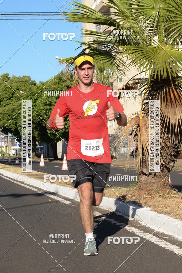 Buy your photos of the eventMEIA MARATONA DE UBERABA on Fotop