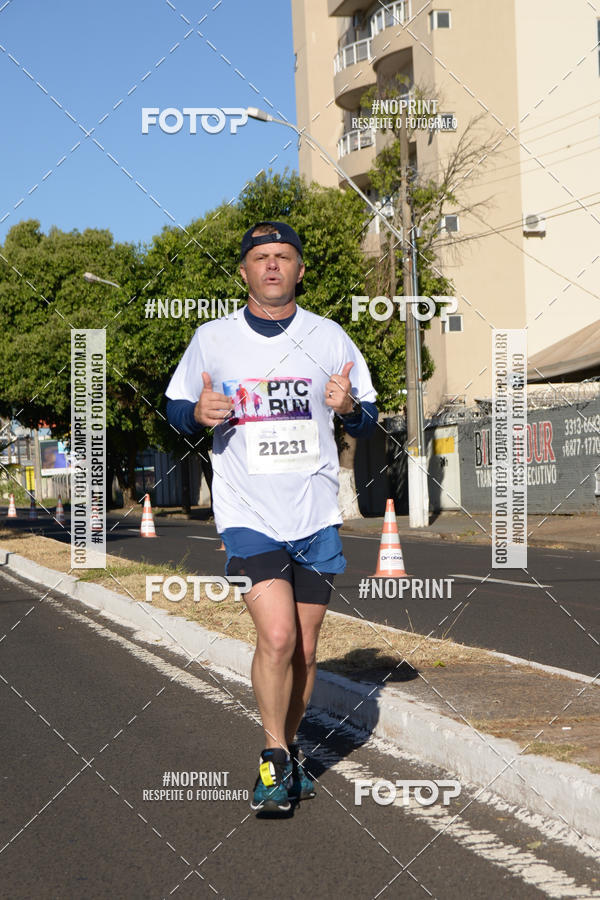 Buy your photos of the eventMEIA MARATONA DE UBERABA on Fotop