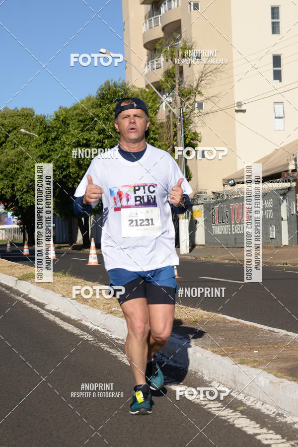 Buy your photos of the eventMEIA MARATONA DE UBERABA on Fotop