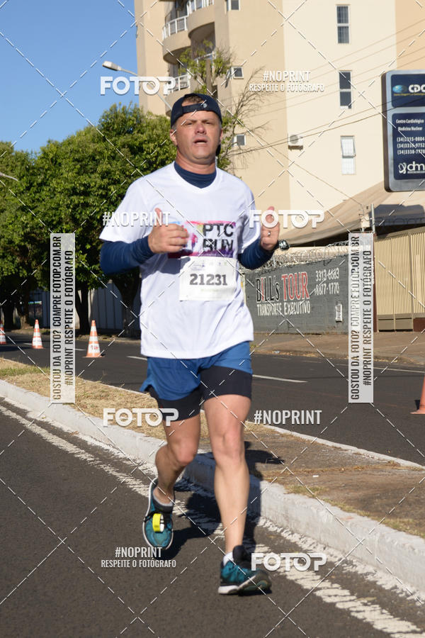 Buy your photos of the eventMEIA MARATONA DE UBERABA on Fotop