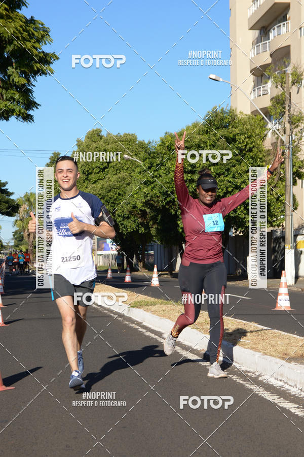 Buy your photos of the eventMEIA MARATONA DE UBERABA on Fotop