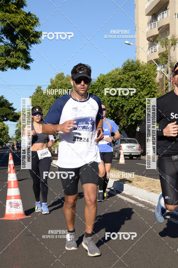 Buy your photos of the eventMEIA MARATONA DE UBERABA on Fotop