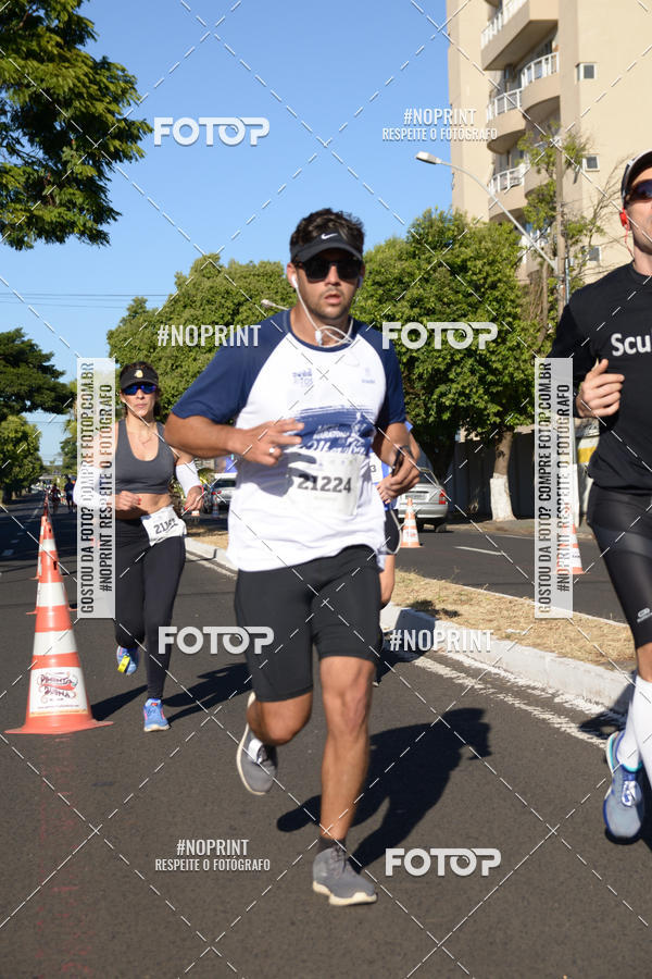 Buy your photos of the eventMEIA MARATONA DE UBERABA on Fotop