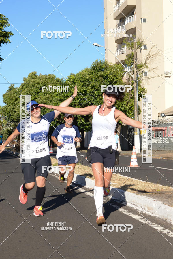 Buy your photos of the eventMEIA MARATONA DE UBERABA on Fotop