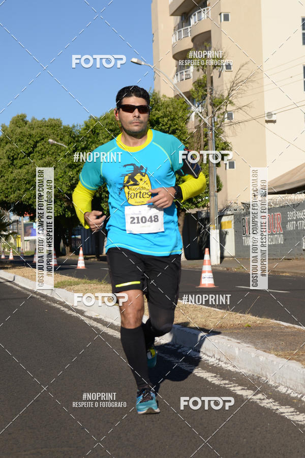 Buy your photos of the eventMEIA MARATONA DE UBERABA on Fotop