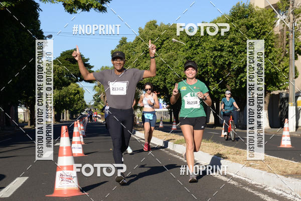 Buy your photos of the eventMEIA MARATONA DE UBERABA on Fotop