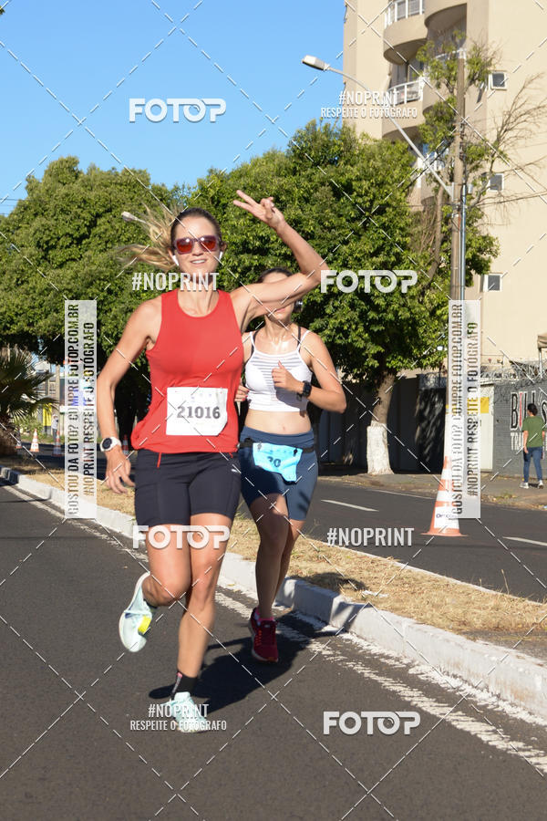 Buy your photos of the eventMEIA MARATONA DE UBERABA on Fotop