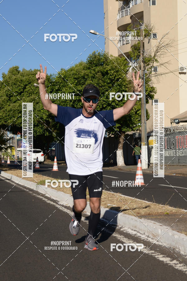 Buy your photos of the eventMEIA MARATONA DE UBERABA on Fotop
