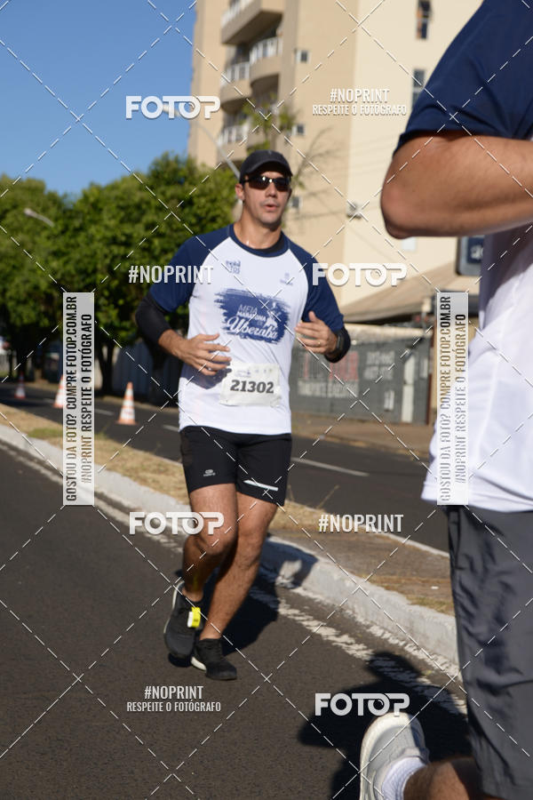 Buy your photos of the eventMEIA MARATONA DE UBERABA on Fotop