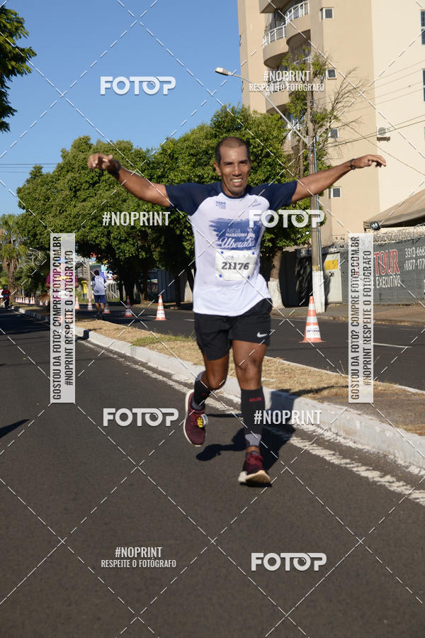 Buy your photos of the eventMEIA MARATONA DE UBERABA on Fotop