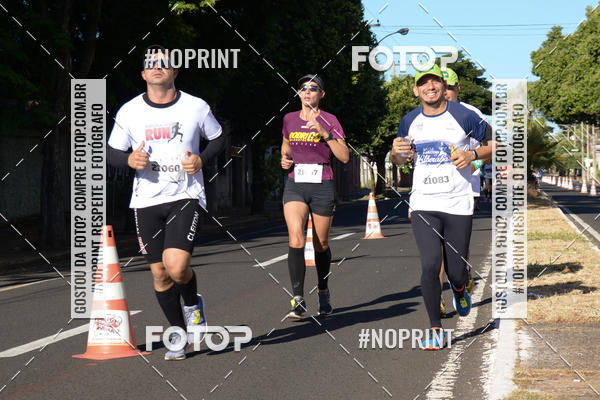Buy your photos of the eventMEIA MARATONA DE UBERABA on Fotop