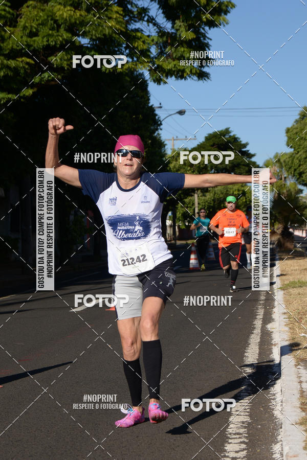 Buy your photos of the eventMEIA MARATONA DE UBERABA on Fotop