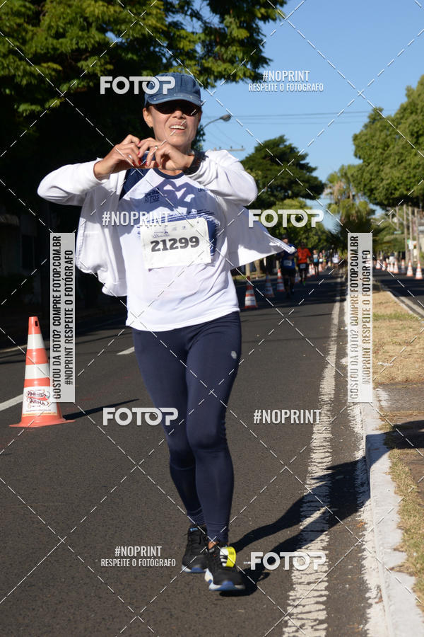 Buy your photos of the eventMEIA MARATONA DE UBERABA on Fotop