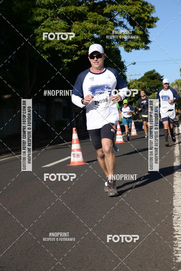 Buy your photos of the eventMEIA MARATONA DE UBERABA on Fotop
