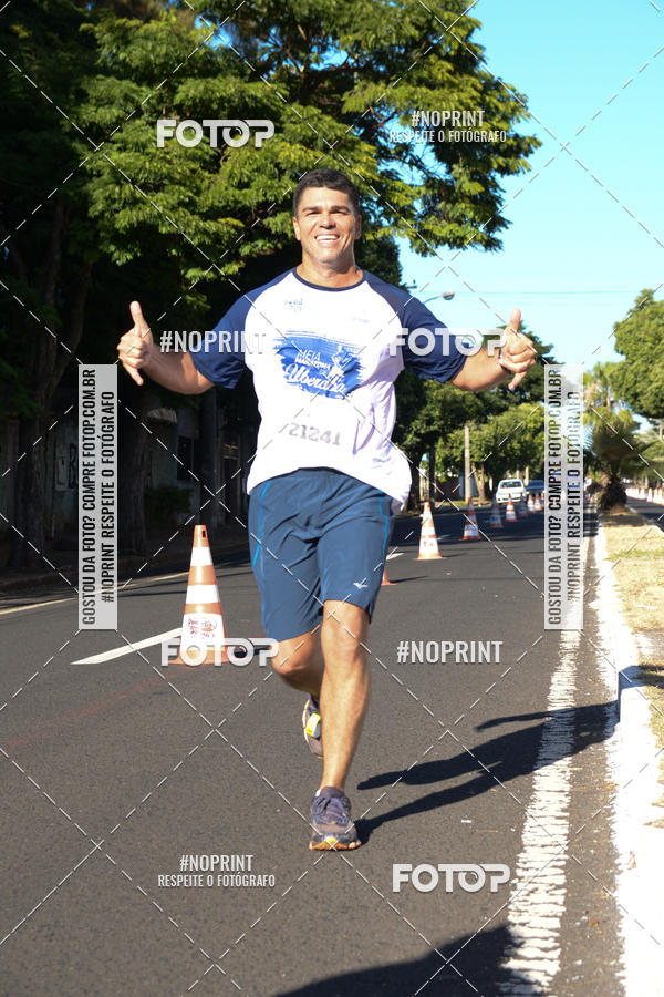 Buy your photos of the eventMEIA MARATONA DE UBERABA on Fotop