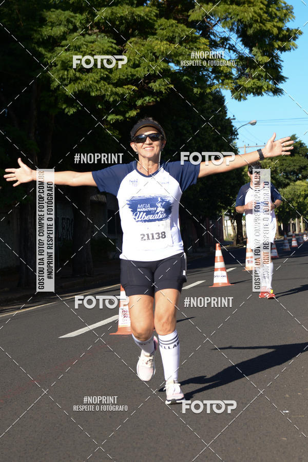 Buy your photos of the eventMEIA MARATONA DE UBERABA on Fotop