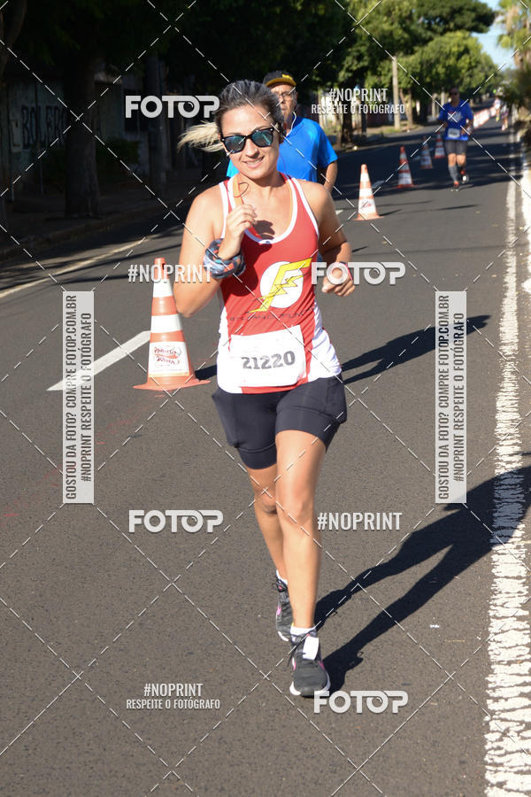 Buy your photos of the eventMEIA MARATONA DE UBERABA on Fotop
