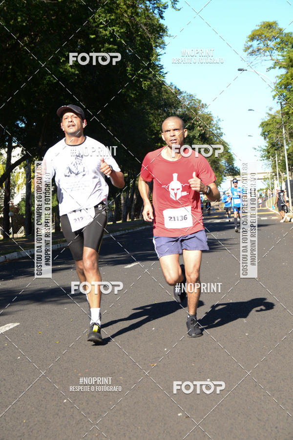 Buy your photos of the eventMEIA MARATONA DE UBERABA on Fotop