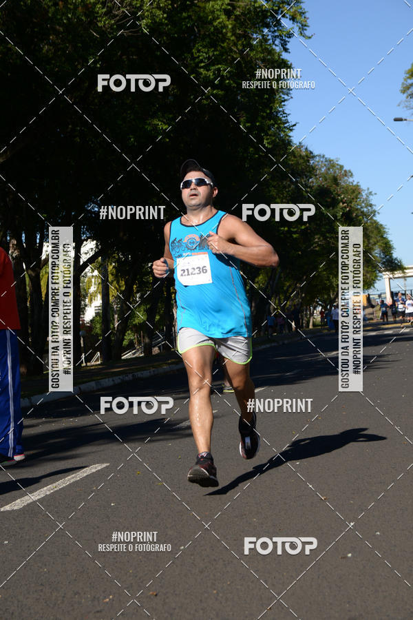 Buy your photos of the eventMEIA MARATONA DE UBERABA on Fotop
