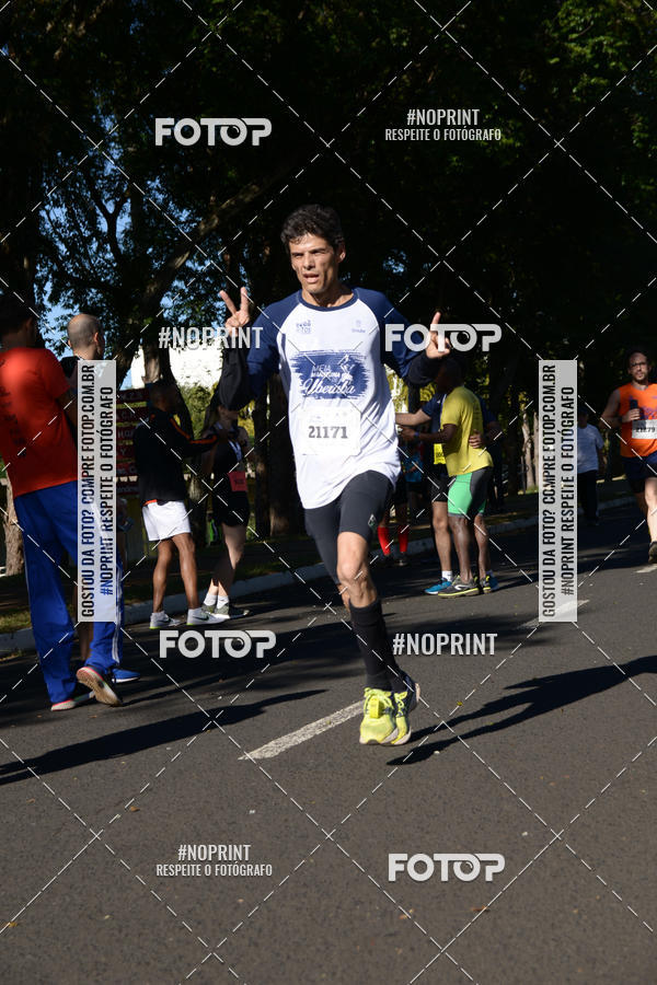 Buy your photos of the eventMEIA MARATONA DE UBERABA on Fotop