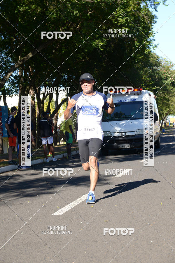 Buy your photos of the eventMEIA MARATONA DE UBERABA on Fotop