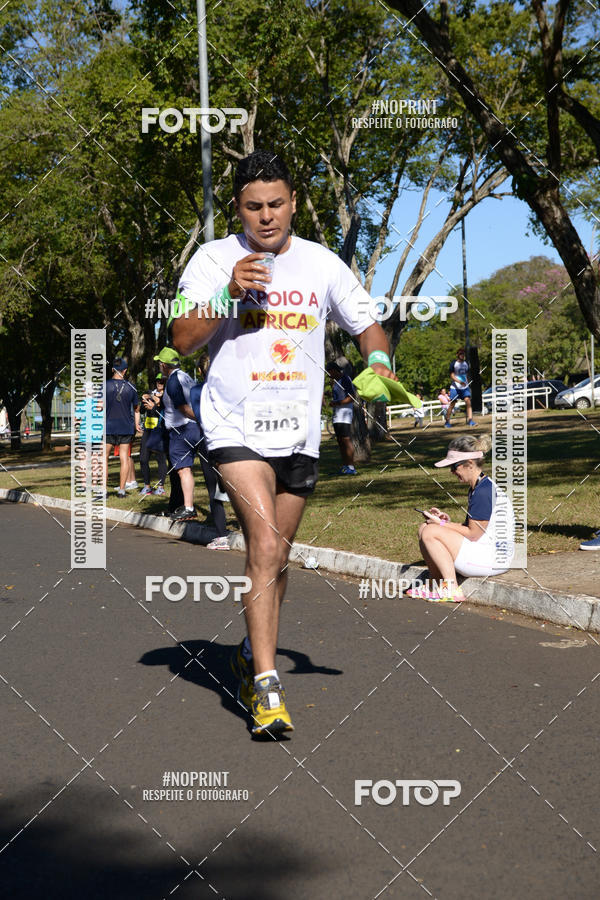 Buy your photos of the eventMEIA MARATONA DE UBERABA on Fotop