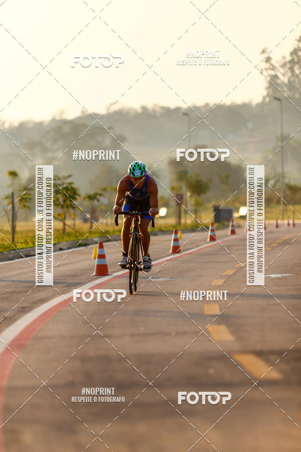 Buy your photos of the eventBLUE SERIES TRIATHLON INDAIATUBA 2019 on Fotop
