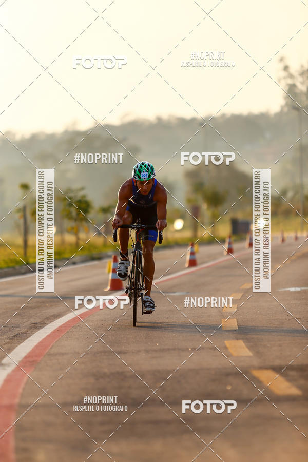 Buy your photos of the eventBLUE SERIES TRIATHLON INDAIATUBA 2019 on Fotop