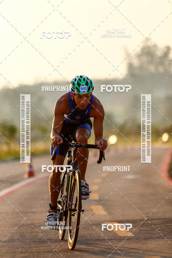 Buy your photos of the eventBLUE SERIES TRIATHLON INDAIATUBA 2019 on Fotop