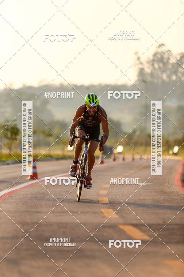 Buy your photos of the eventBLUE SERIES TRIATHLON INDAIATUBA 2019 on Fotop