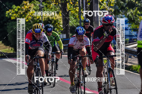 Achetez vos photos de l'vnement5 GP Campinas de Ciclismo sur Fotop