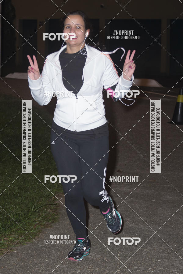 Buy your photos of the eventCLASSIC NIGHT RUNNING - Equipe ASI on Fotop