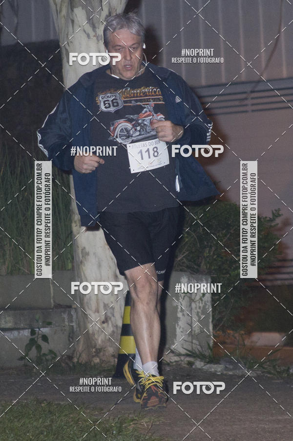 Buy your photos of the eventCLASSIC NIGHT RUNNING - Equipe ASI on Fotop