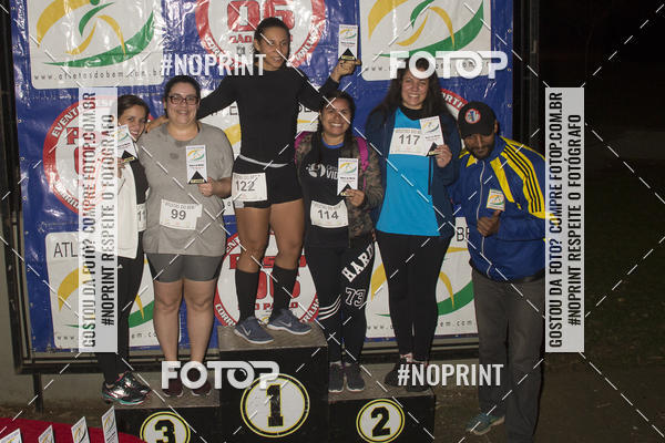 Buy your photos of the eventCLASSIC NIGHT RUNNING - Equipe ASI on Fotop