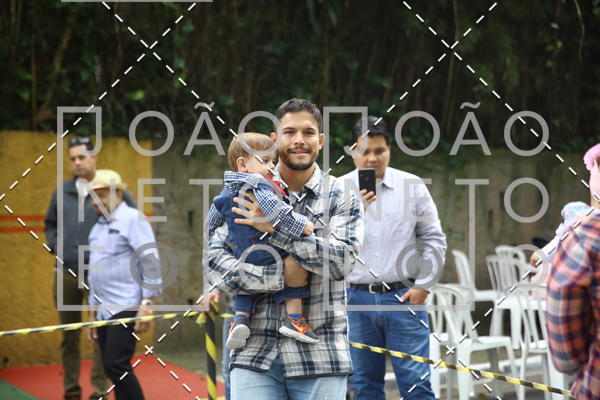 Buy your photos of the eventBeb e Companhia - Festa Junina 2019 on Fotop