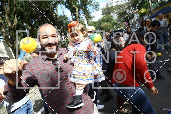 Buy your photos of the eventBeb e Companhia - Festa Junina 2019 on Fotop