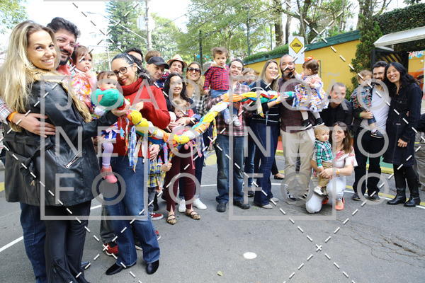 Buy your photos of the eventBeb e Companhia - Festa Junina 2019 on Fotop
