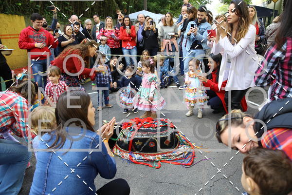 Compra tus fotos del eventoBeb e Companhia - Festa Junina 2019 En Fotop