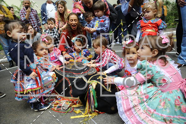 Compra tus fotos del eventoBeb e Companhia - Festa Junina 2019 En Fotop