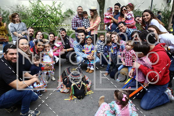 Compra tus fotos del eventoBeb e Companhia - Festa Junina 2019 En Fotop