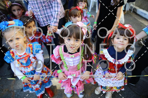 Achetez vos photos de l'vnementBeb e Companhia - Festa Junina 2019 sur Fotop