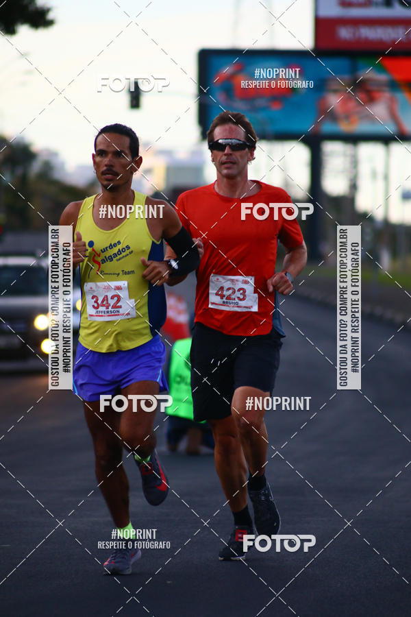Buy your photos of the eventSANTANDER TRACK&FIELD RUN SERIES - Shopping Parque Dom Pedro on Fotop