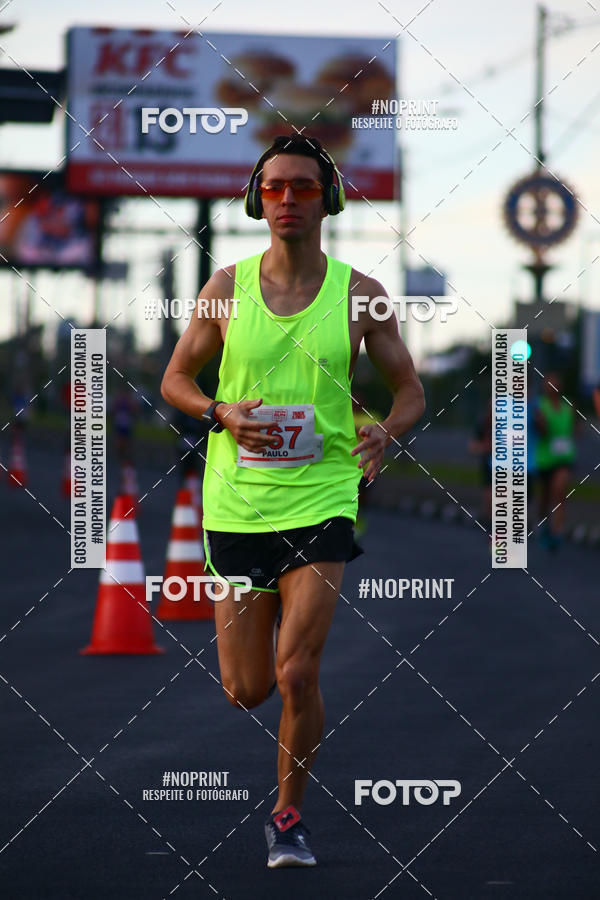 Buy your photos of the eventSANTANDER TRACK&FIELD RUN SERIES - Shopping Parque Dom Pedro on Fotop