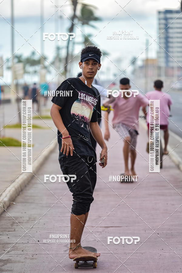 Achetez vos photos de l'vnementAURORA RUNNING sur Fotop