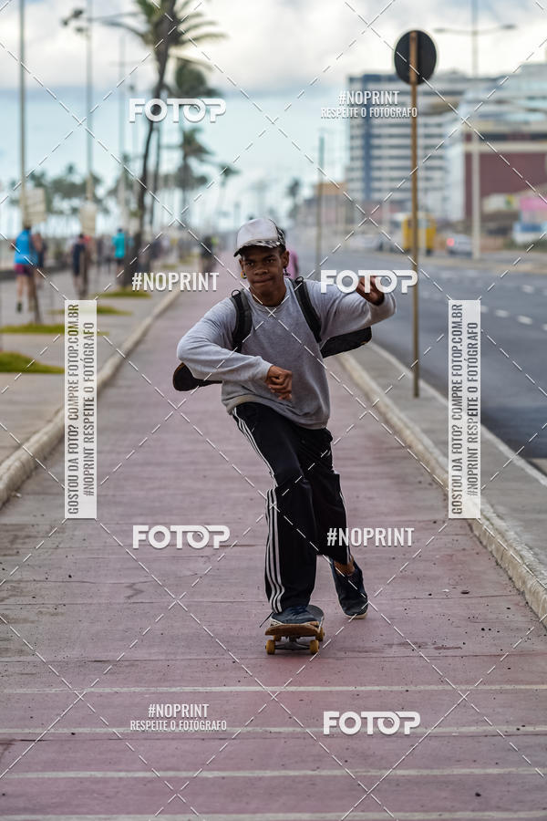 Achetez vos photos de l'vnementAURORA RUNNING sur Fotop