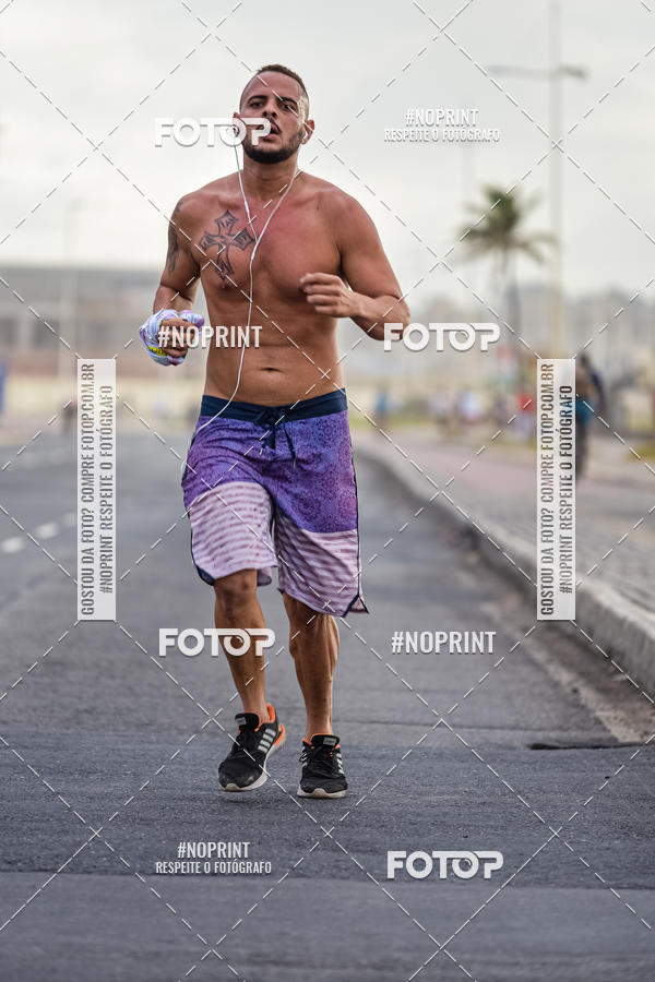 Buy your photos of the eventAURORA RUNNING on Fotop