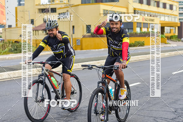 Achetez vos photos de l'vnementAURORA RUNNING sur Fotop