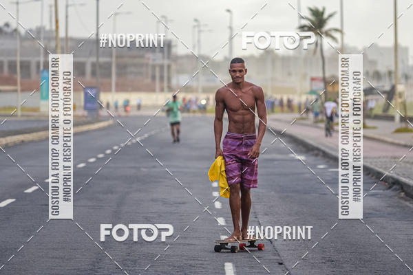 Achetez vos photos de l'vnementAURORA RUNNING sur Fotop